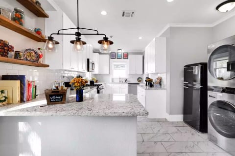 Fully equipped kitchen