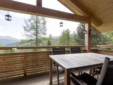 #24 mit IR-Sauna & Sprudelwanne Innen