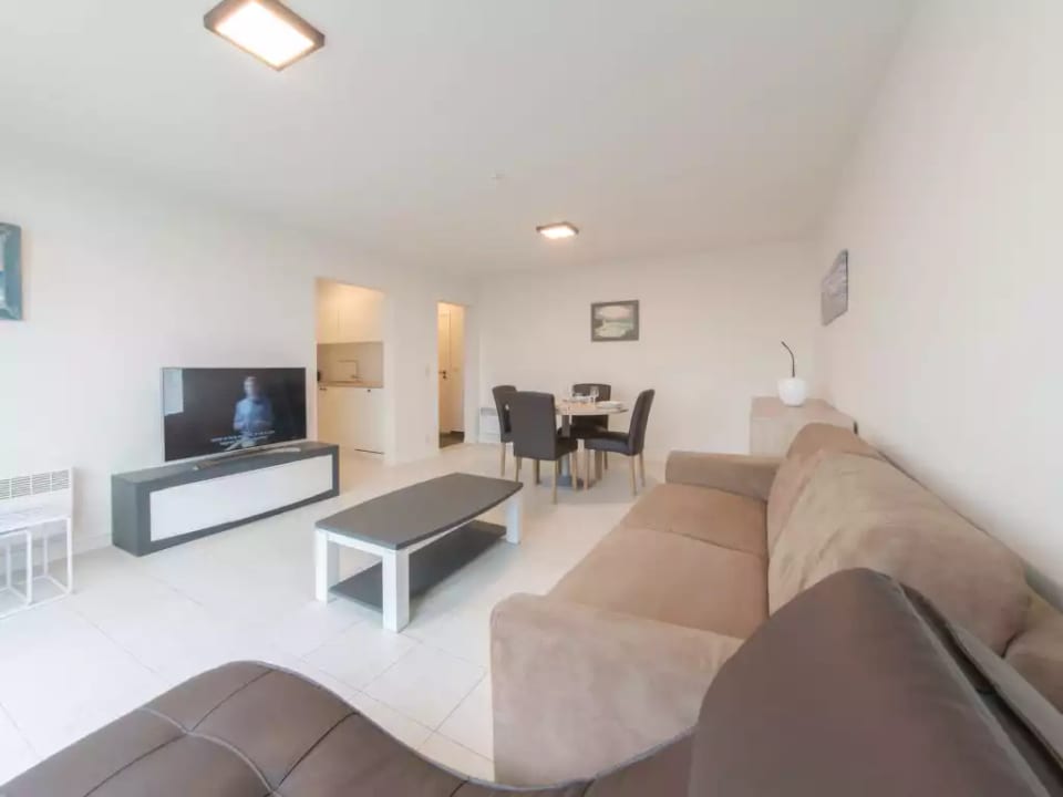 Seaview 4 mit Parkplatz - Bredene
