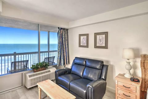 Daytona Beach Resort – Oceanside Resort -5th Floor Oceanfront Studio