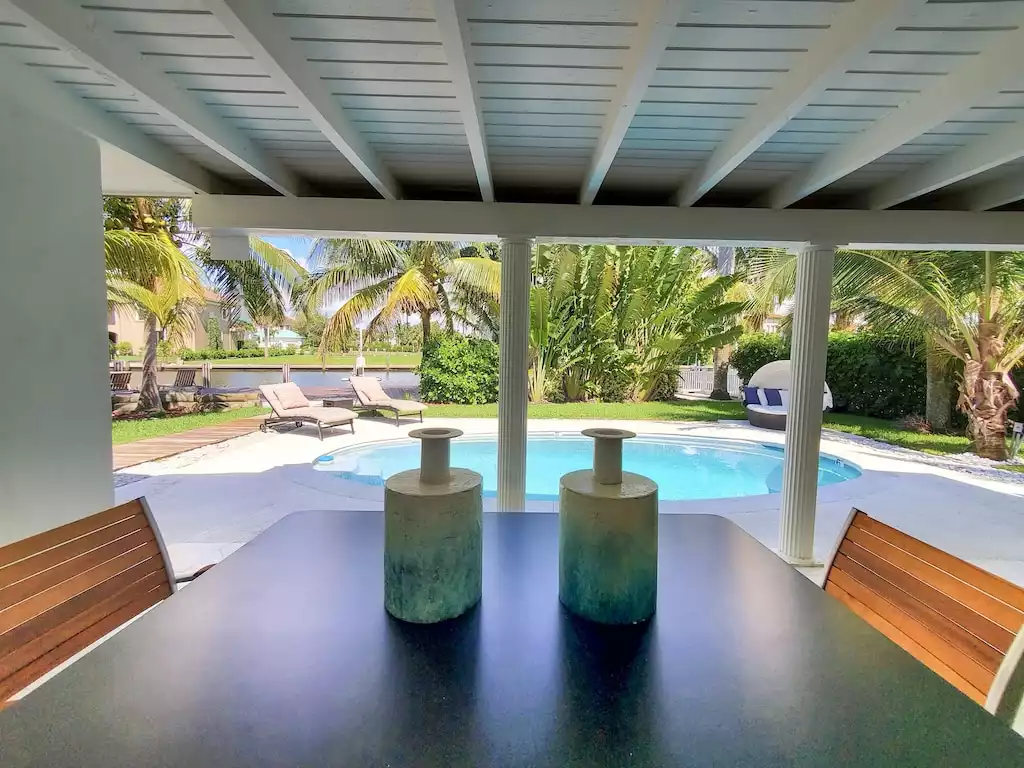 Outdoor Dining Area under covered lanai.