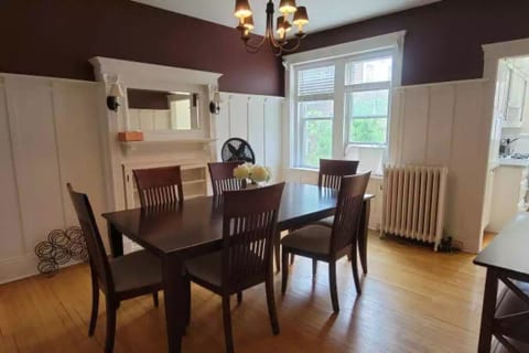 6 month minimum @ Brookline penthouse w/ parking