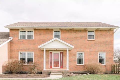 Estate on 68 (Springfield- Slps 14)