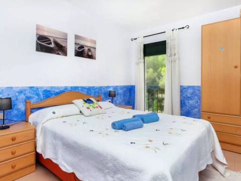 Coto Gamo Holiday Escape