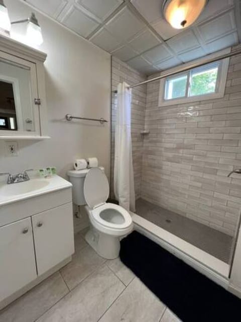 H1: 1BDR Apartment Downtown Stamford