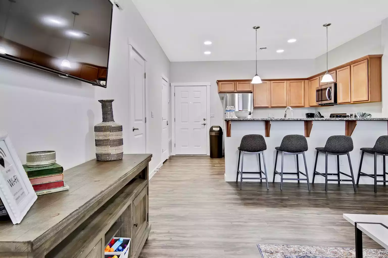 charming-centrally-located-boise-meridian-townhome/