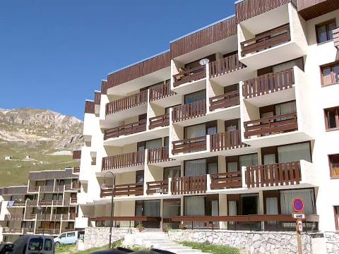 Le 2100 A et B (Lavachet)
