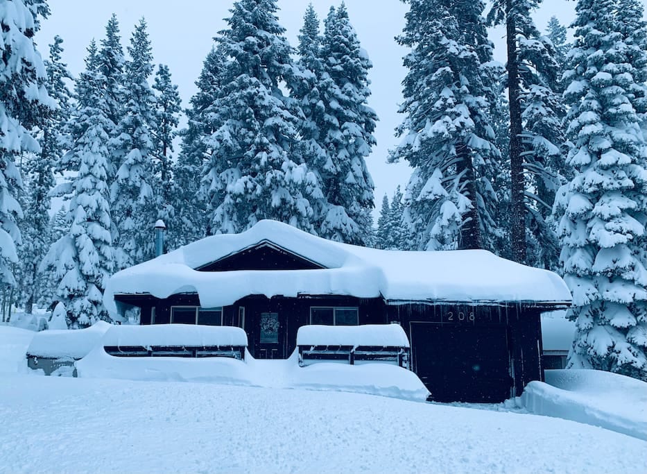HOT TUB-Tahoe Mountain Refuge! - Incline Village
