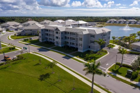 East Naples / Marco - Antilles Multiplex Lake View (163-203)