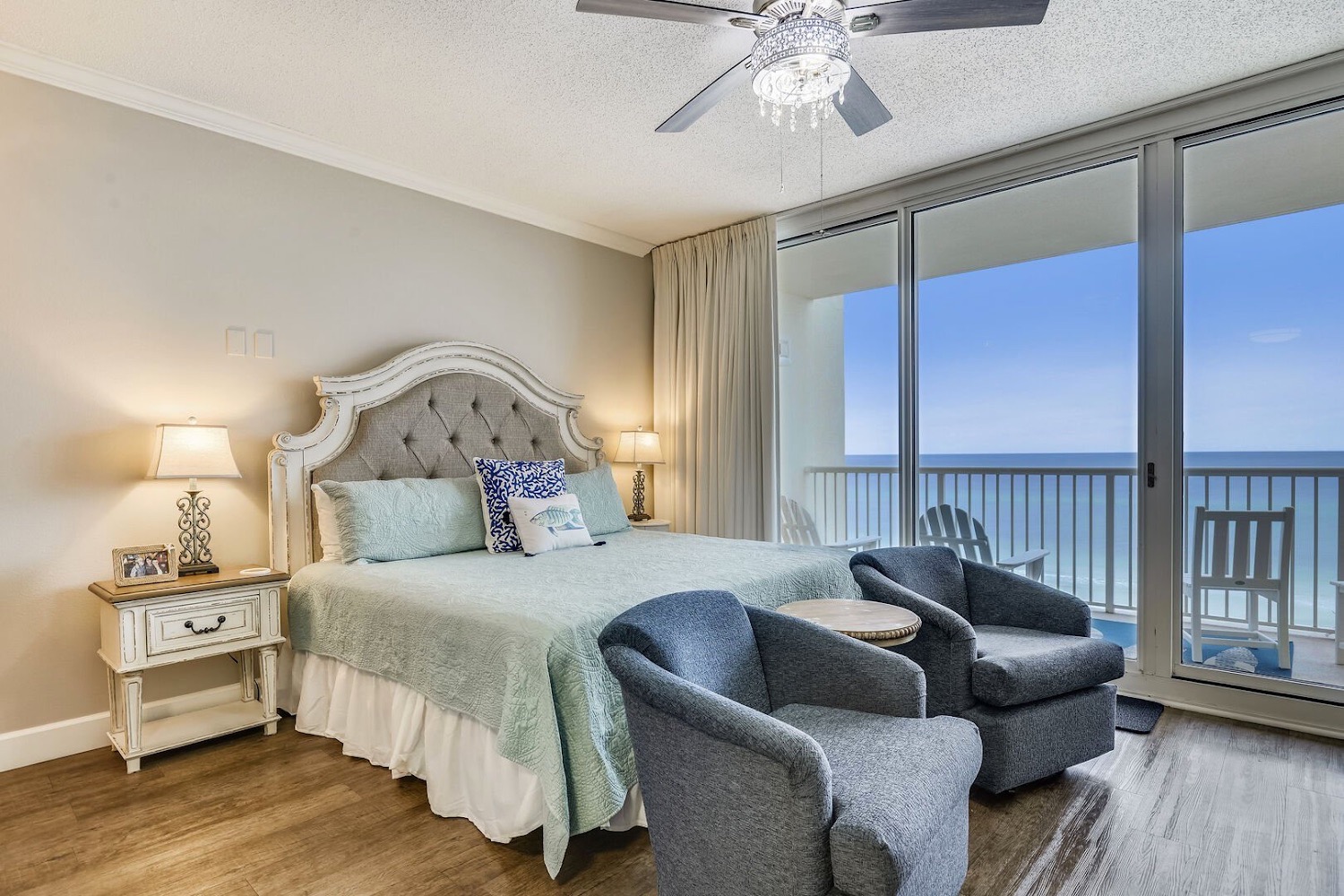 The gulf is right out your window! Relax and enjoy. - Flipflops and Chandeliers  Beachfront Studio - Panama City Beach