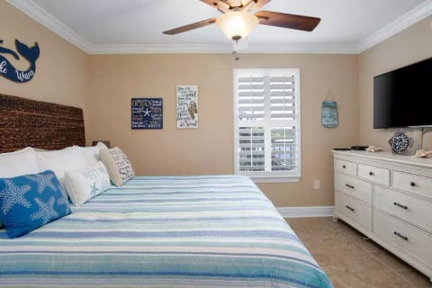 GRAND CARIBBEAN #310: A SERENE BEACH GETAWAY...