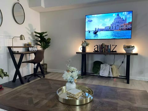 Quiet Condo~Ideal for long stays