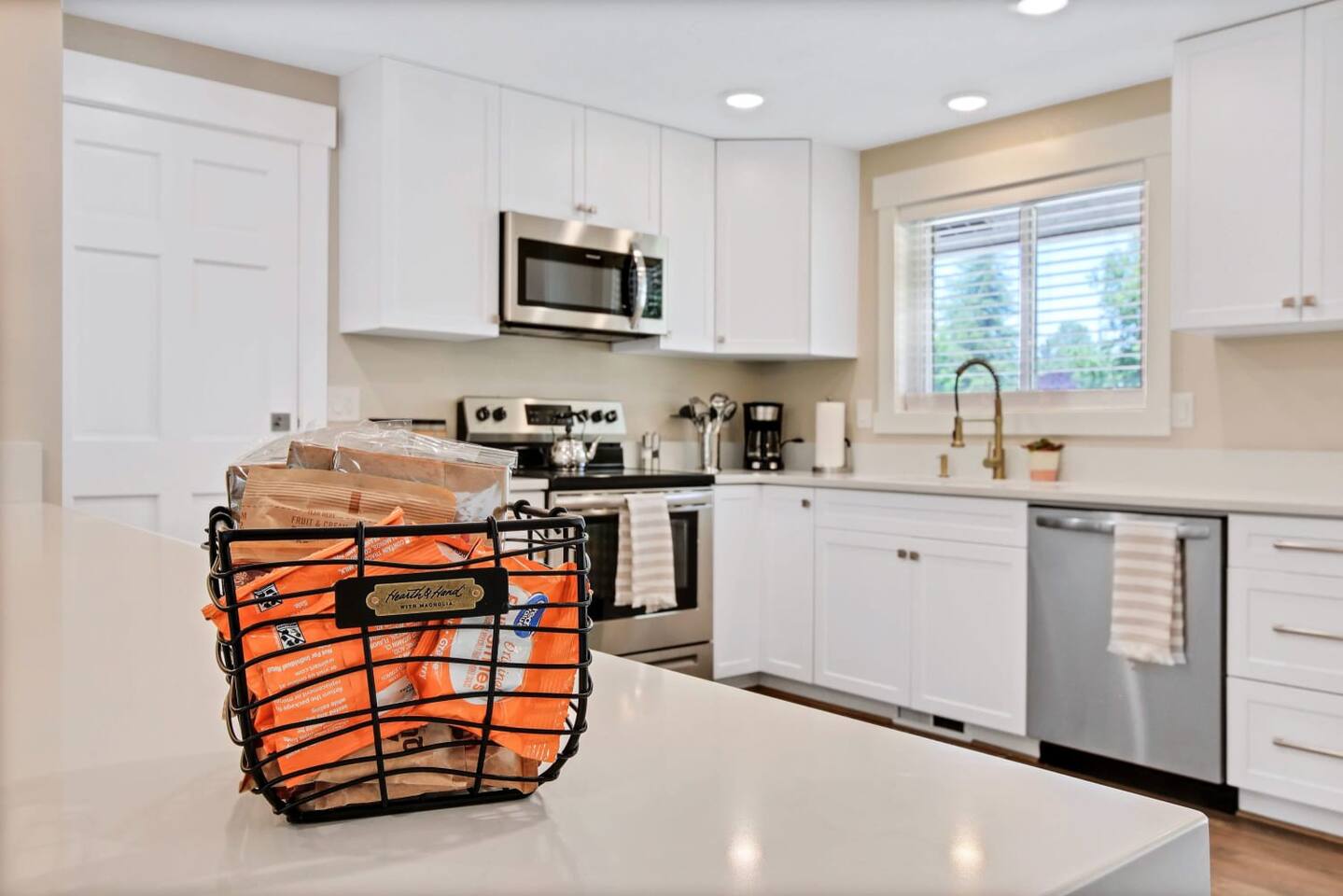 stunning-golf-course-retreat-4br-home/