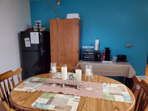 Park & Close to Downtown and Airport