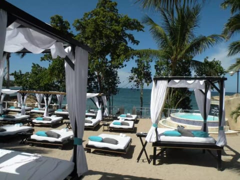 Villa in Paradise