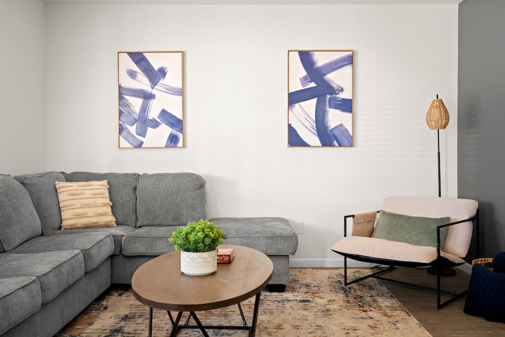 Tempe STR/MTRclose to ASU, Old Town & PHX airport Tempe