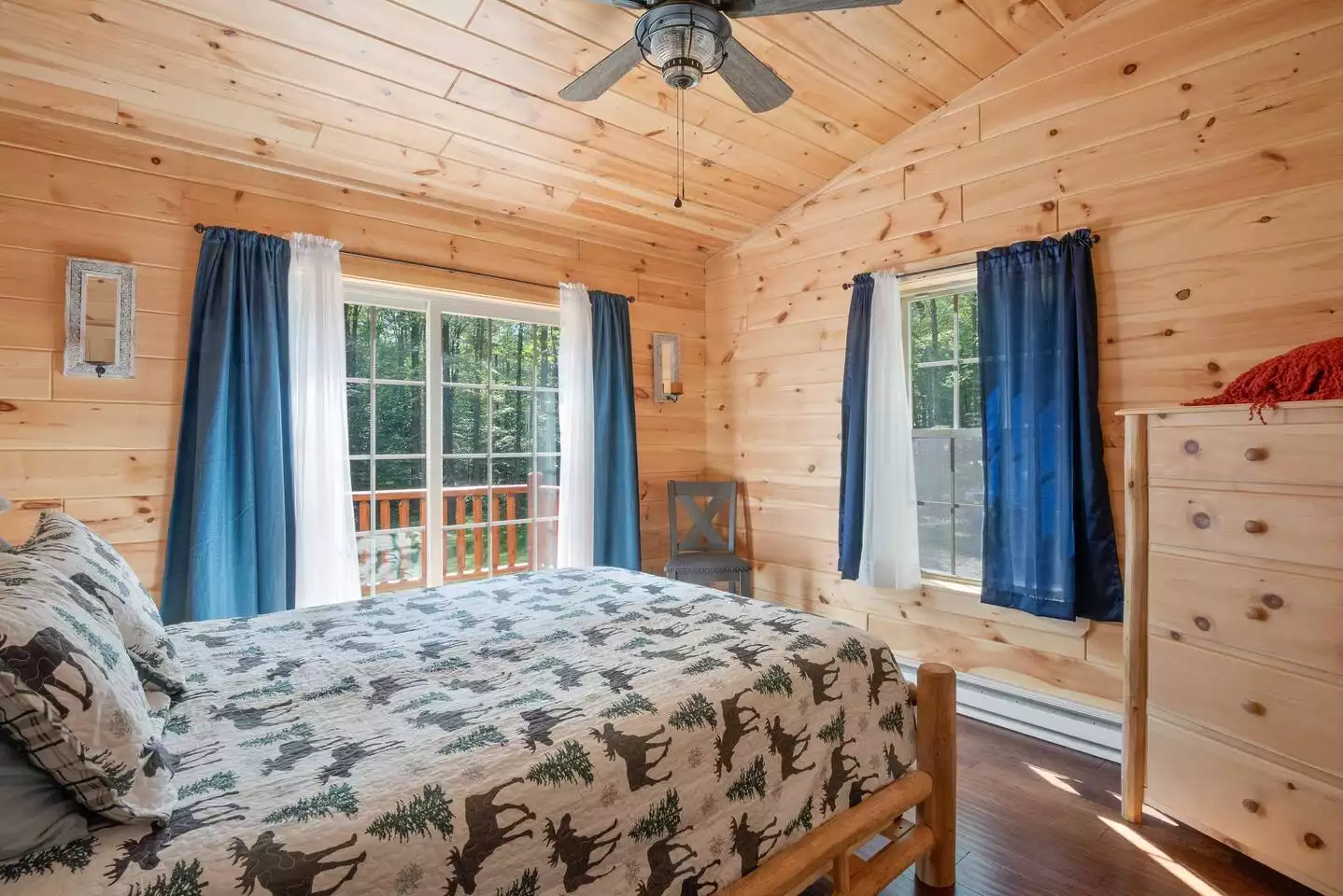Pines Luxury Log Cabin Lakefront w/ Kayaks & Hot Tub - Otego Pines Luxury Log Cabin Lakefront w/ Kayaks & Hot Tub - Otego