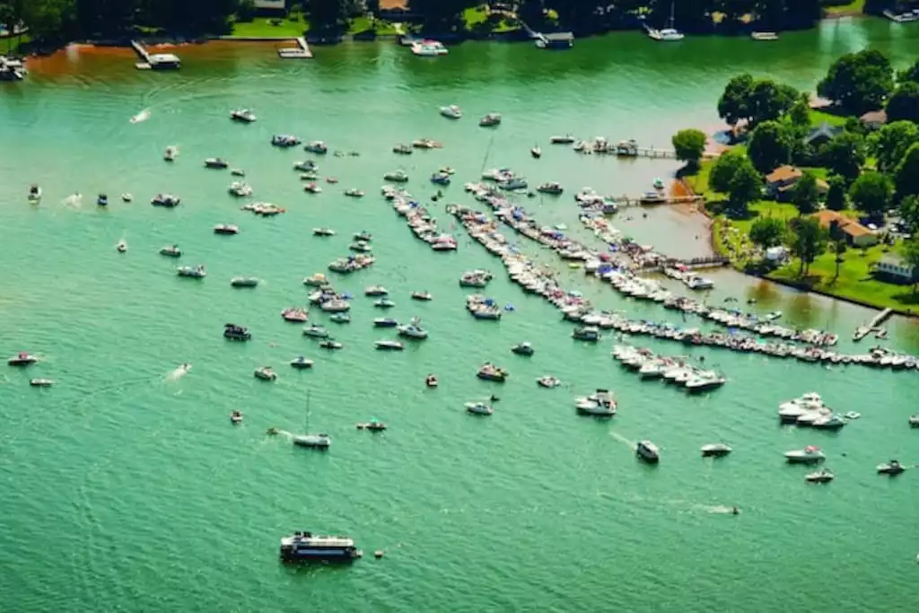 Condo is near lake access in beautiful Lake Norman!