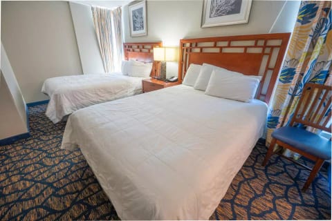 2 Queen Beds in Bedroom
