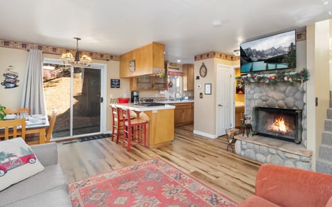 Cozy Bear Cabin
