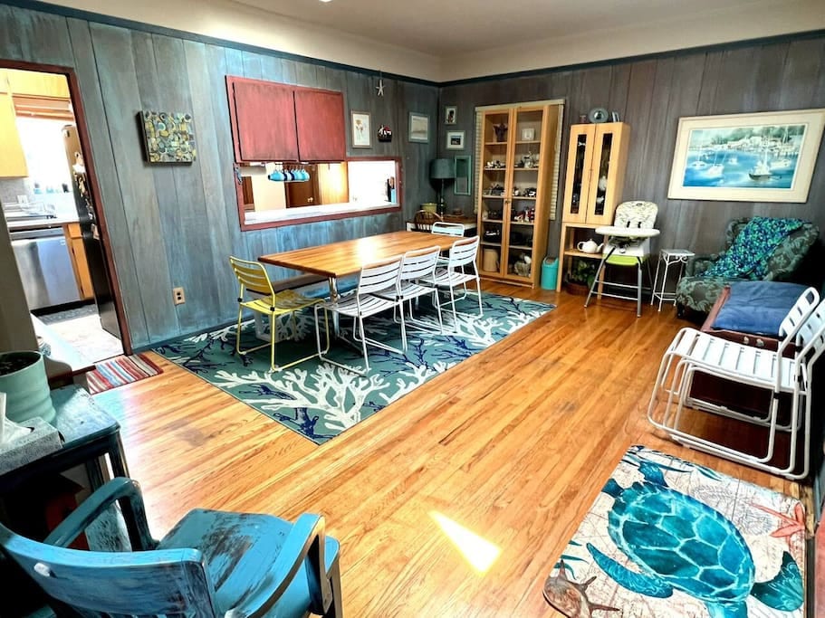 Dining table area