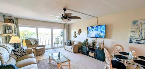 Sea Club Condo #104