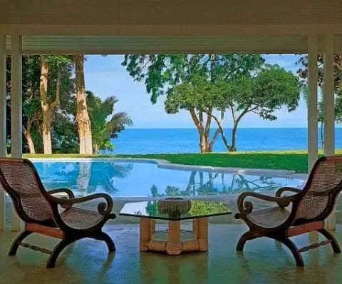GoldenEye - Fleming Villa