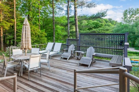 Sitterly Cottage, Palisades Park, MI