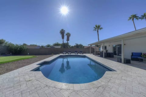 Resort Styl3e Pool