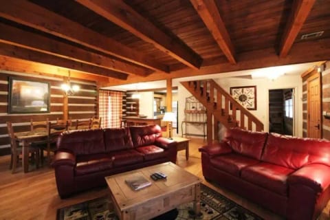 The Mountain Forager Cabin