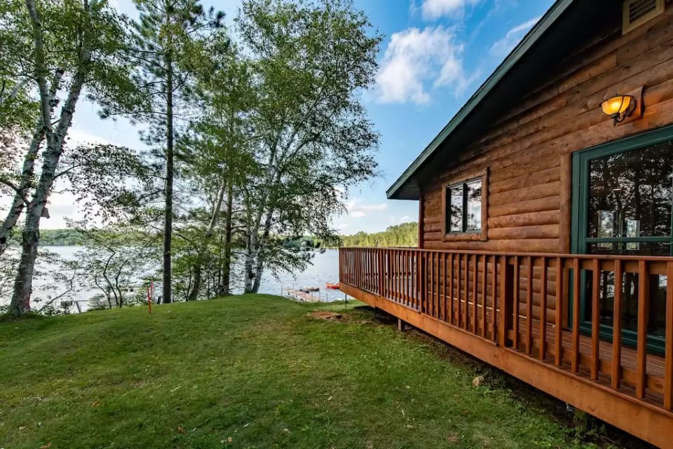 Wrap around deck overlooking the lake. Beautiful sunset views.