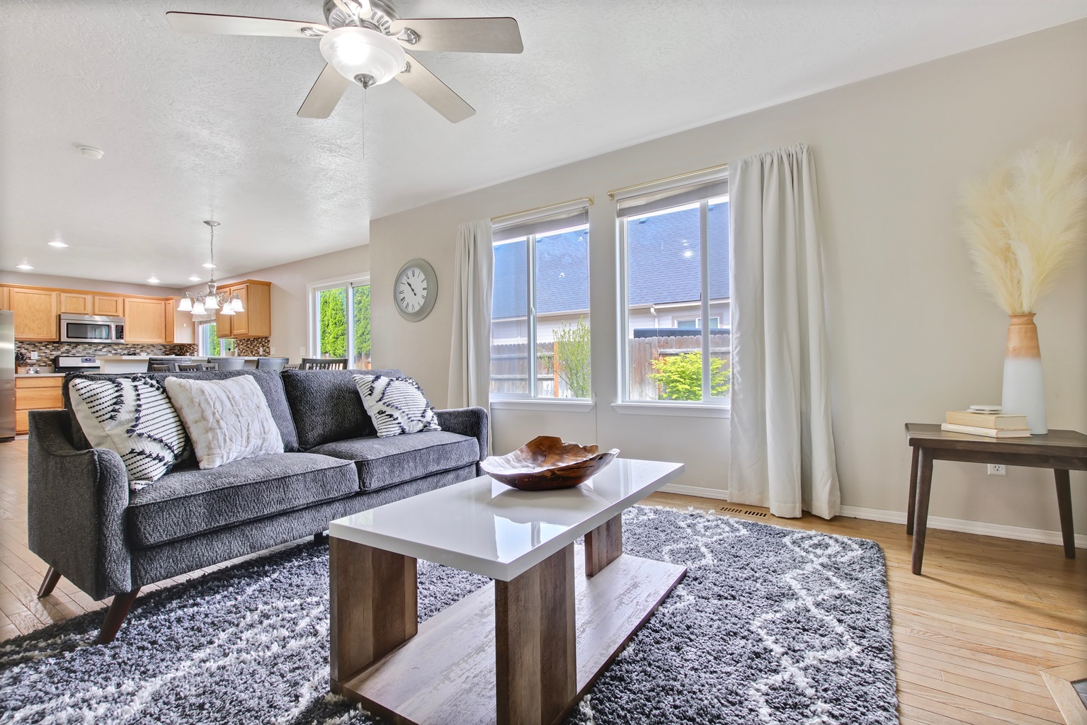 beautiful-meridian-4-bedroom-private-home/