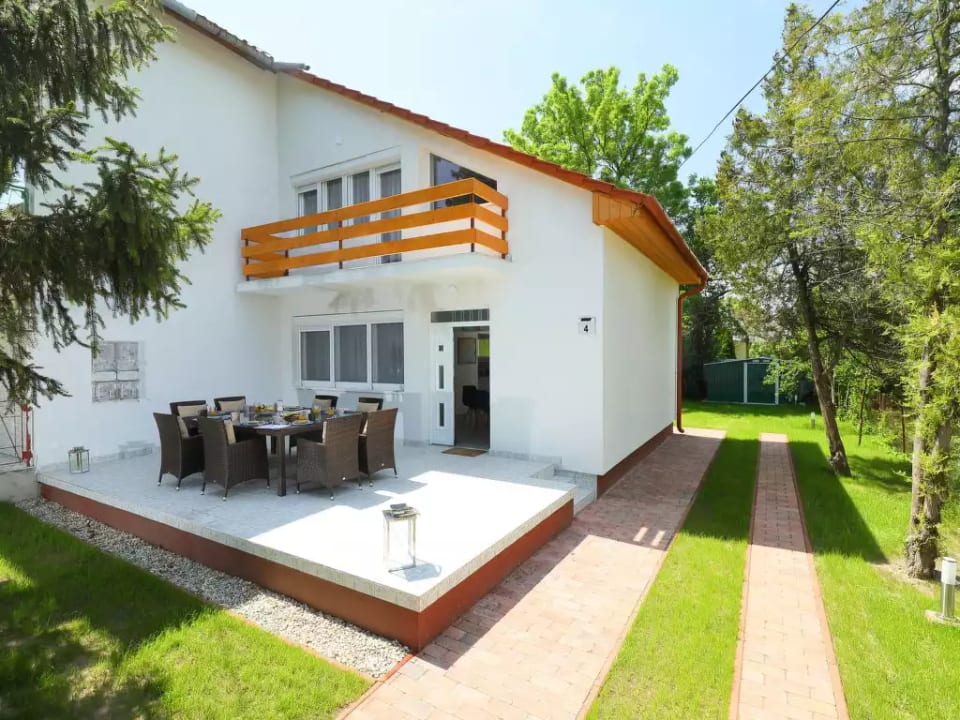 Pixie - Balatonőszöd