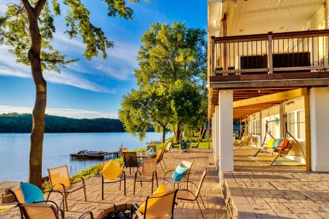 Hideaway on the River