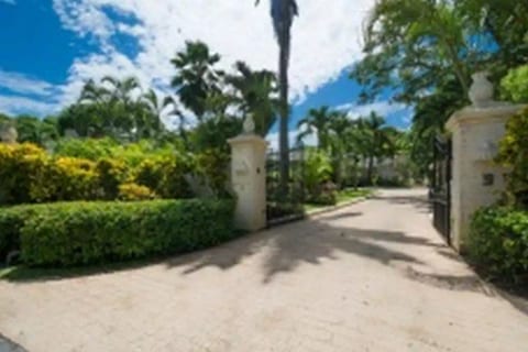 Oriana - Sandy Lane