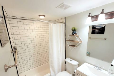 House close to Downtown!