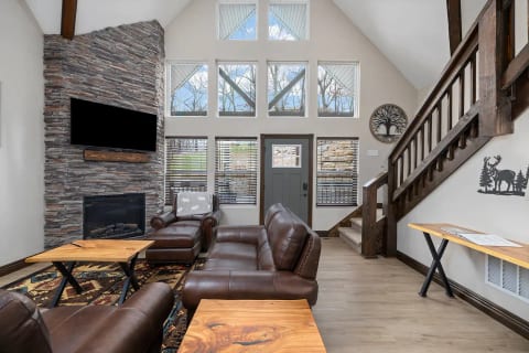 Rock and Timber Lodge