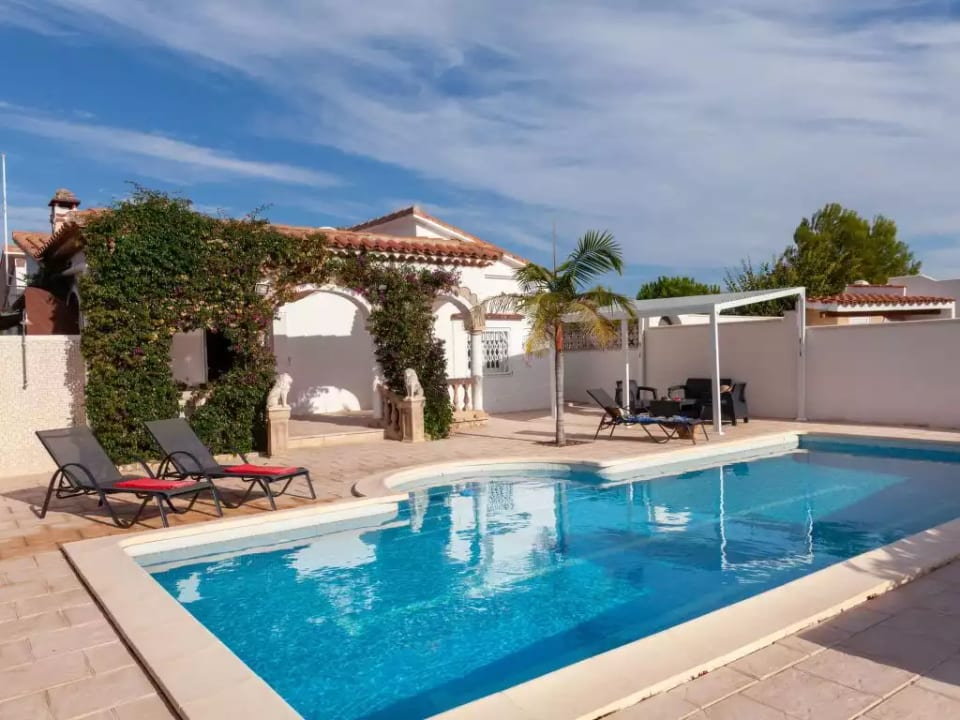 Villa del Capitan - Miami Platja