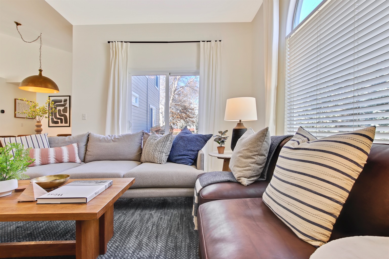 stylish-3br2ba-home-near-park-perfect-for-families-and-friends/