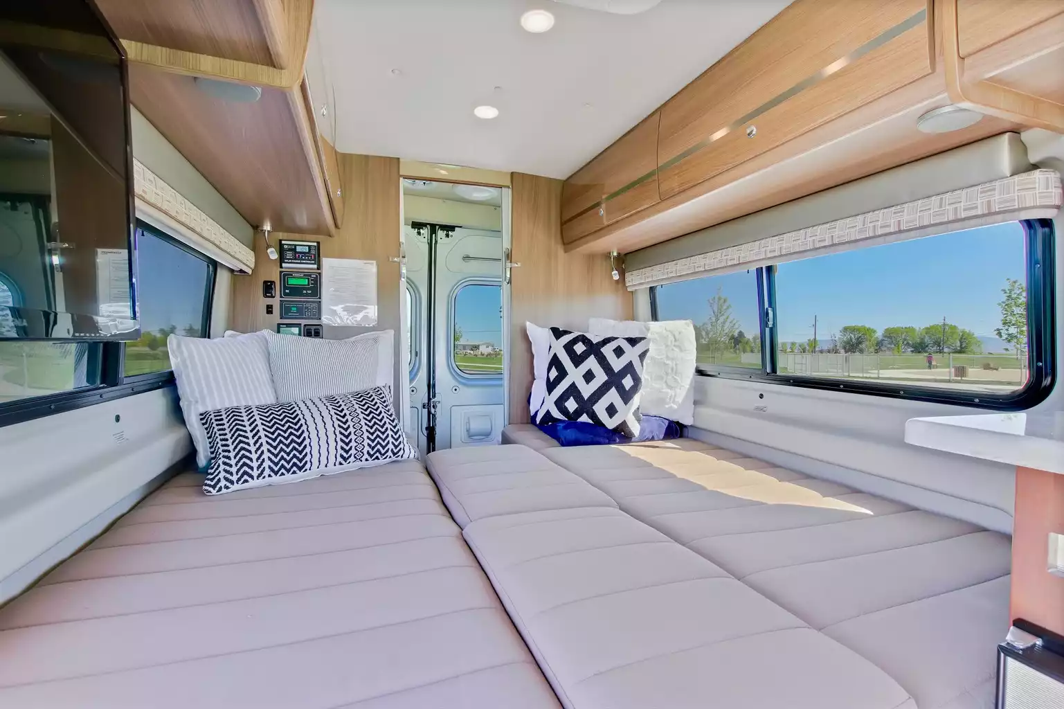 winnebago-travato-59k-class-b-rv/