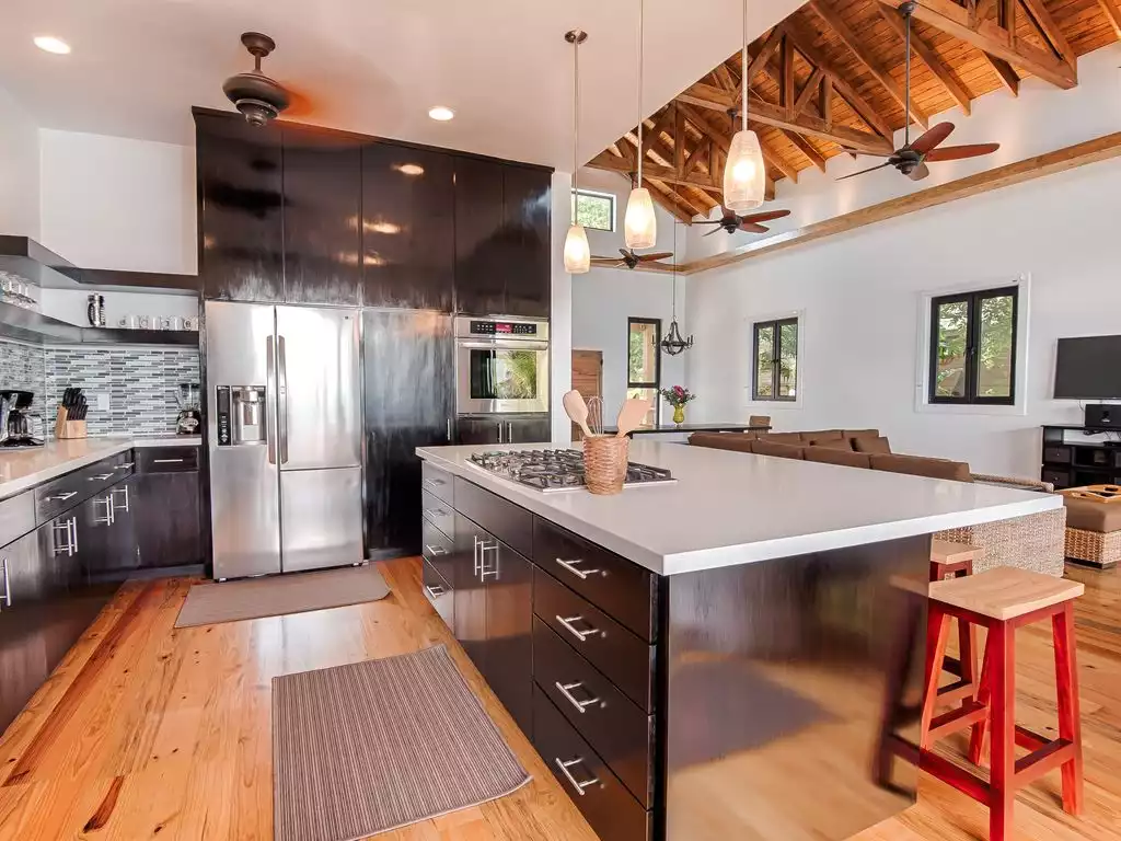 Vivaro Roatan Three King Bedrooms - Roatán