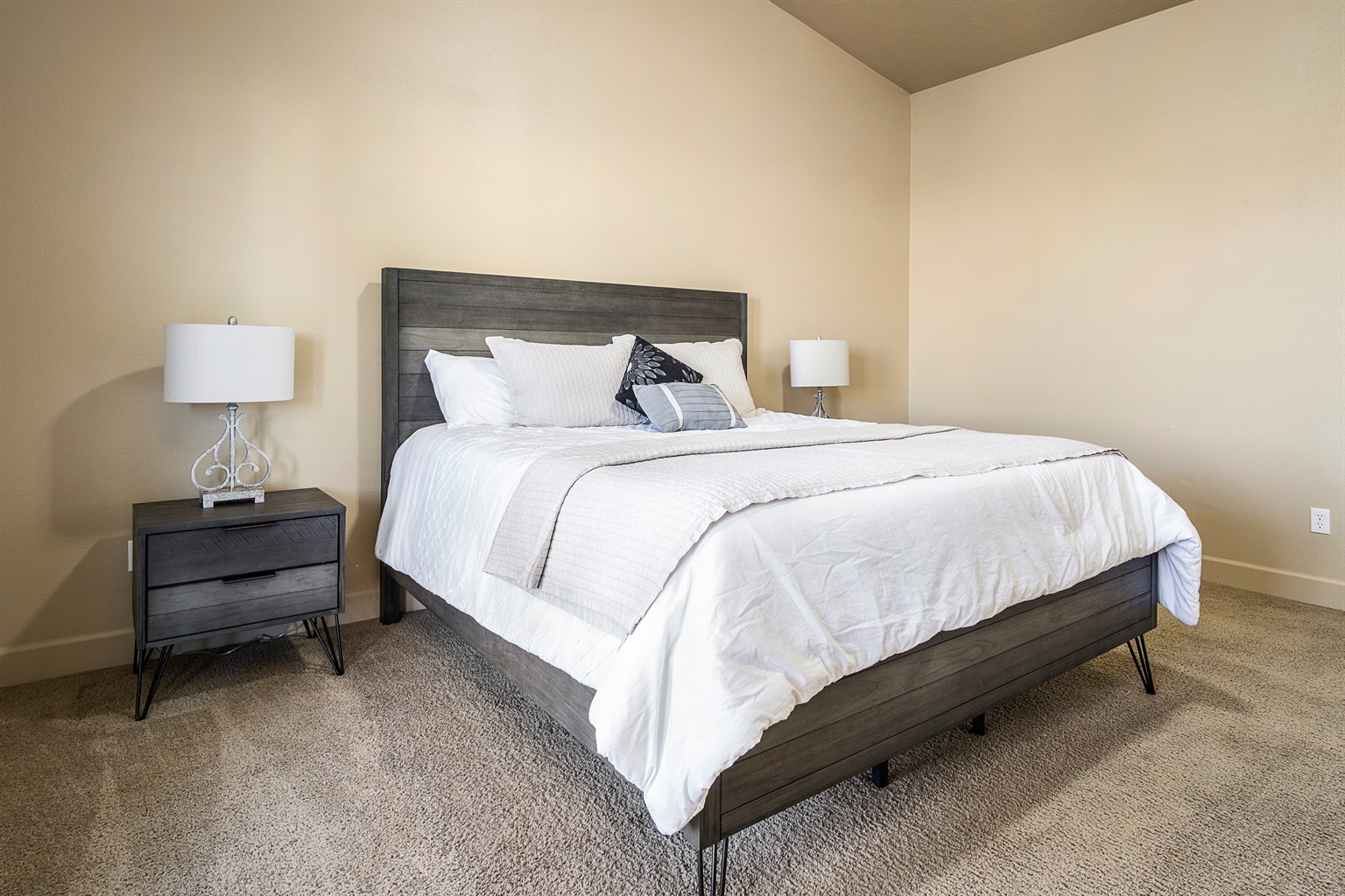 A La Mode Stunning 4 bedroom Orem Home - Orem