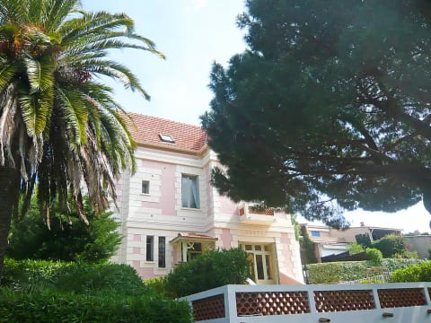 Castel Haussmann