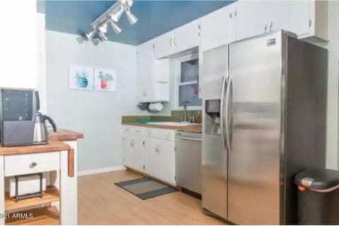 Kitchen with all that is needed for cooking!
