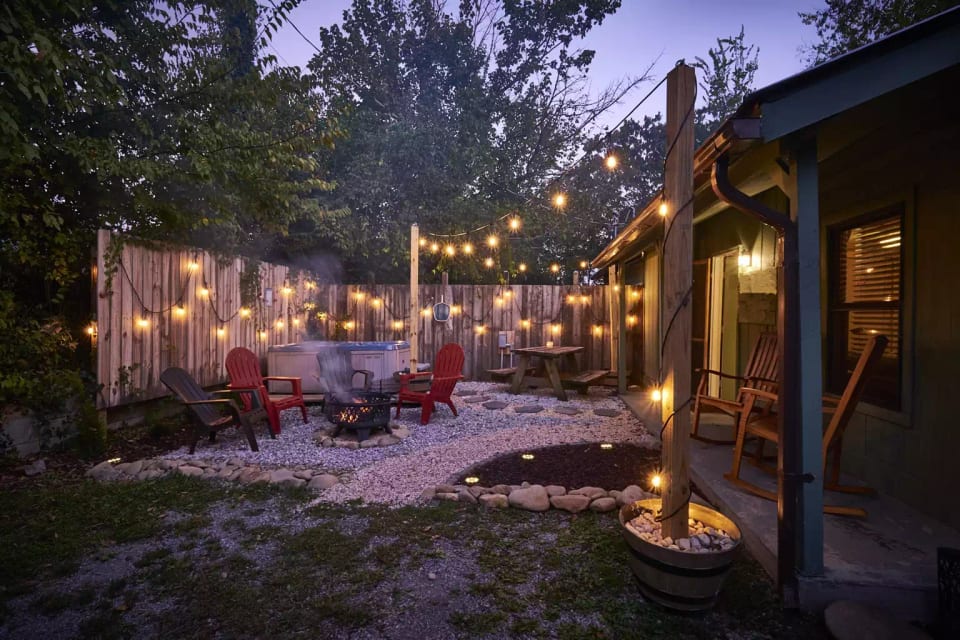 ¡A pasos de Pigeon Forge Parkway! Hottub + Firepit - Sevierville