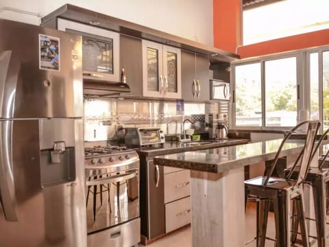 6 Bedroom Combo Both Penthouses Both Roof Decks.