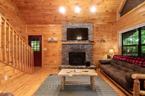 Spacious living room with 2 sleeper futon/sofas