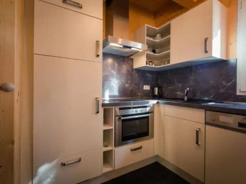 #39 mit IR-Sauna und Sprudelbad Innen