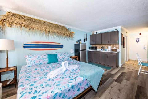 Comfy King Bed so you wake up refreshed and ready for another day of Daytona
