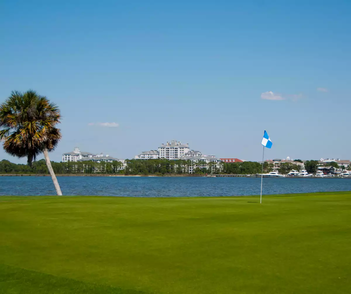 Four courses on resort